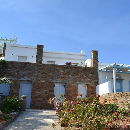 Ioanna Tinos Country house