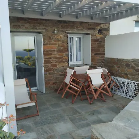 Ioanna Tinos Country house *
