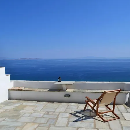 Ioanna Tinos Country house