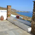 Ioanna Tinos Kır Evi *