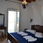 Ioanna Tinos Kır Evi Kionia