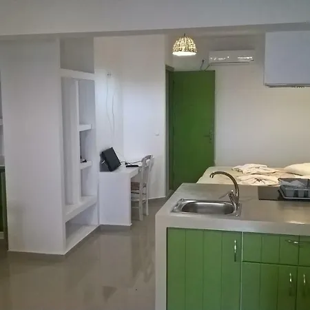 Ioanna Tinos Séjour à la campagne