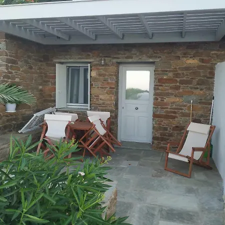 Kır Evi Ioanna Tinos Kionia