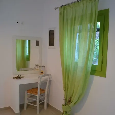 Ioanna Tinos Séjour à la campagne Kionia