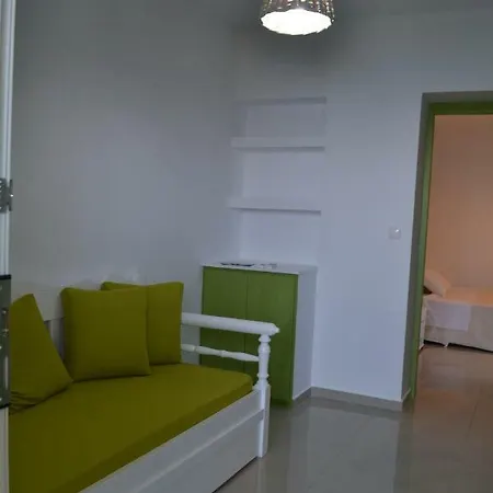 Ioanna Tinos Séjour à la campagne