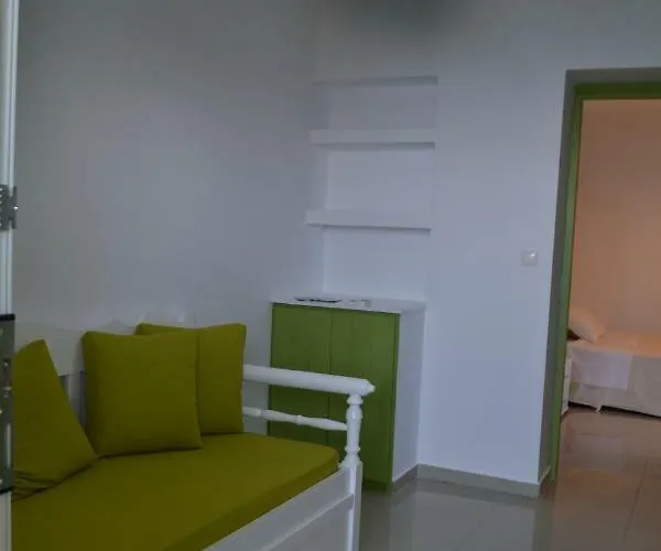 Ioanna Tinos Landhaus